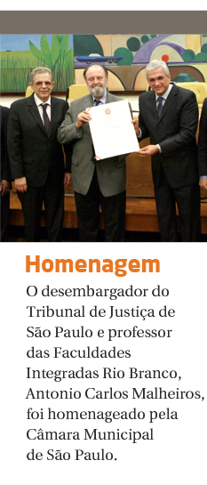 Professor Antonio Carlos Malheiros é homenageado