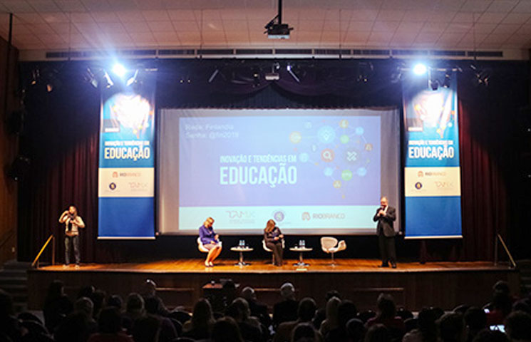 Seminário Inovação e Tendências em Educação