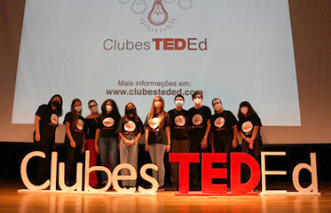 Alunos integrantes do Clube TED Ed realizaram apresentações