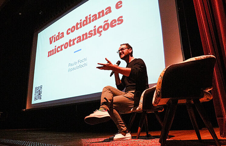Vida Cotidiana e Microtransições: Rio Branco recebeu Paulo Fochi para palestra