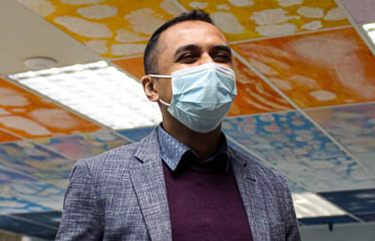 Visita de representante da Rosedale Academy