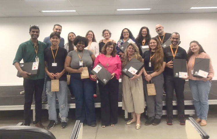 Dia de Celebrar a Educação